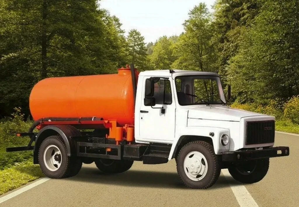 МУП АГП "Асиновский водоканал" оказывает услуги населению по откачке канализации и выгребных ям 4 ку