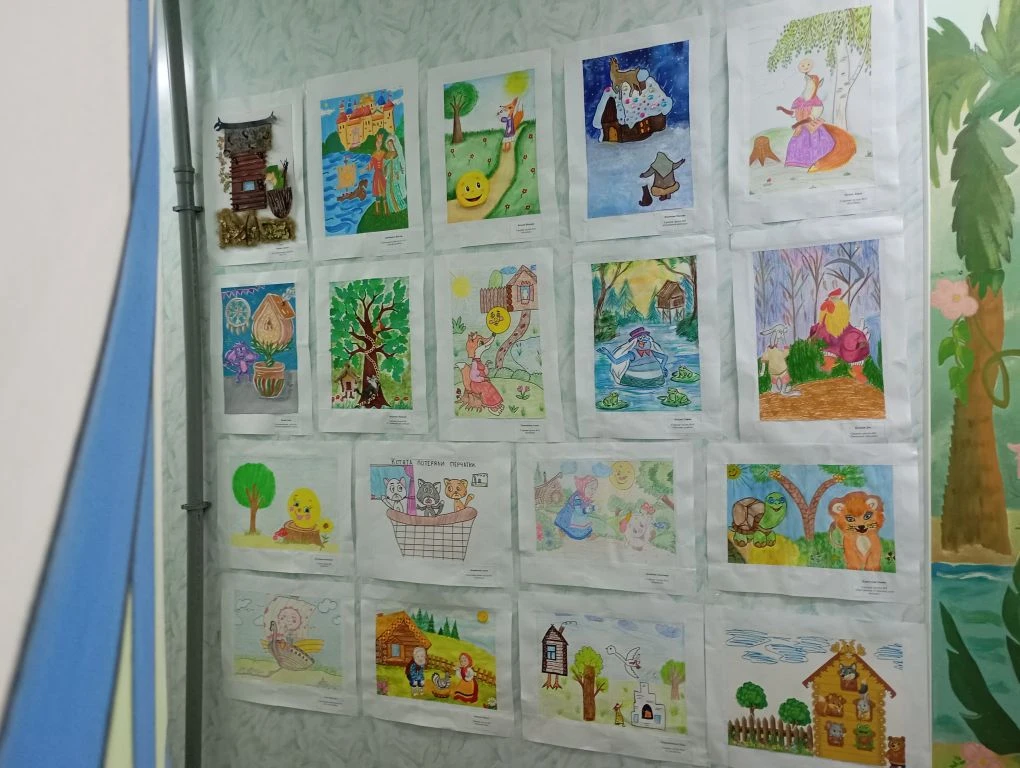 Приглашаем всех на выставку творческих работ родителей и детей "Там на неведомых дорожк...