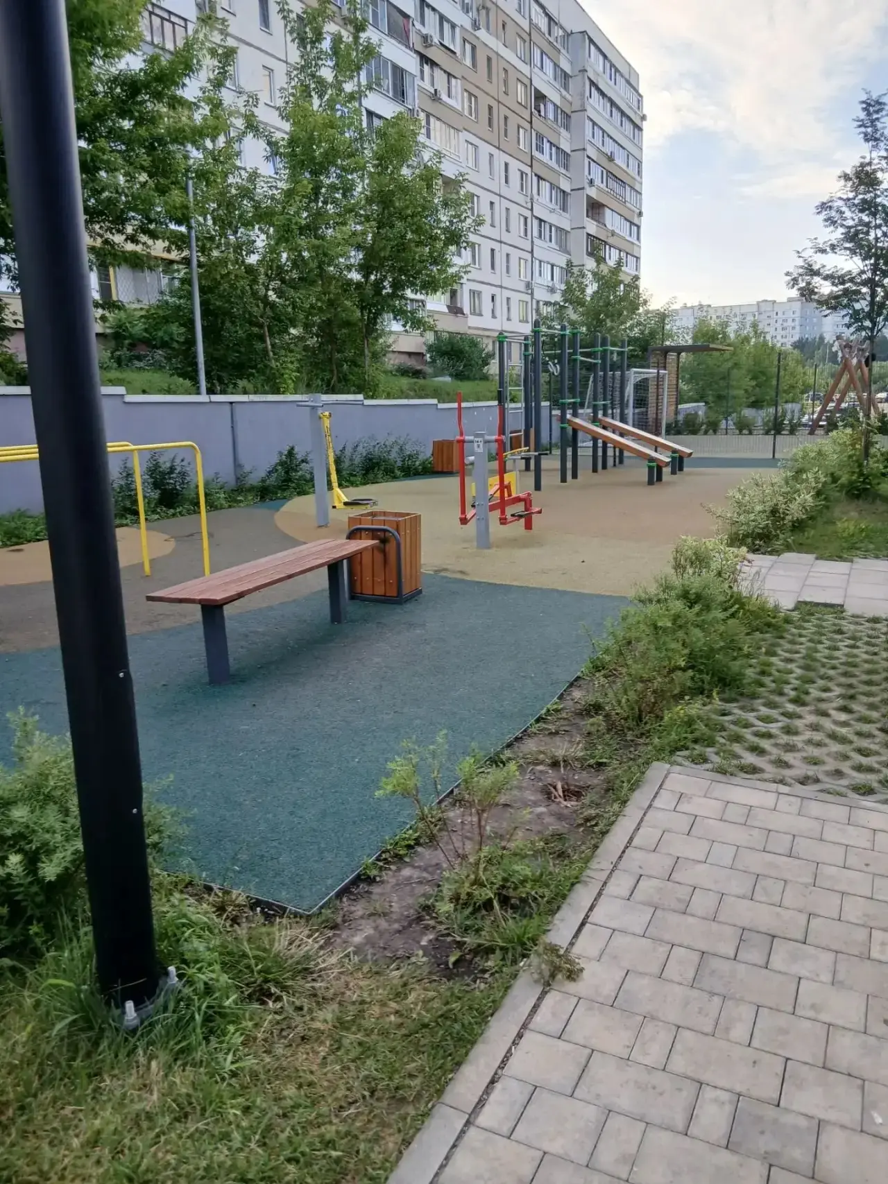 Уважаемые жители! Желаем вам доброго утра и приятного дня. А мы, как всегда, на посту:

— Совершили 