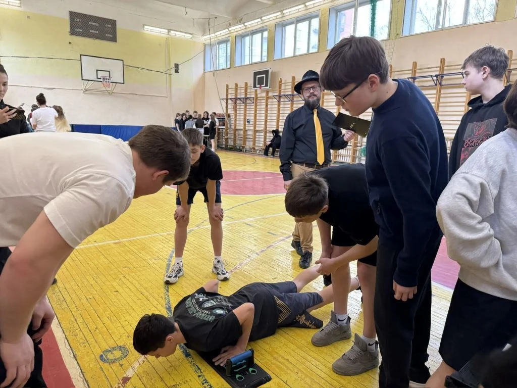 НОВОСТИ ИЗ КЛАССОВ 13 апреля в рамках антинаркотического месячника сотрудники Муниципального образов