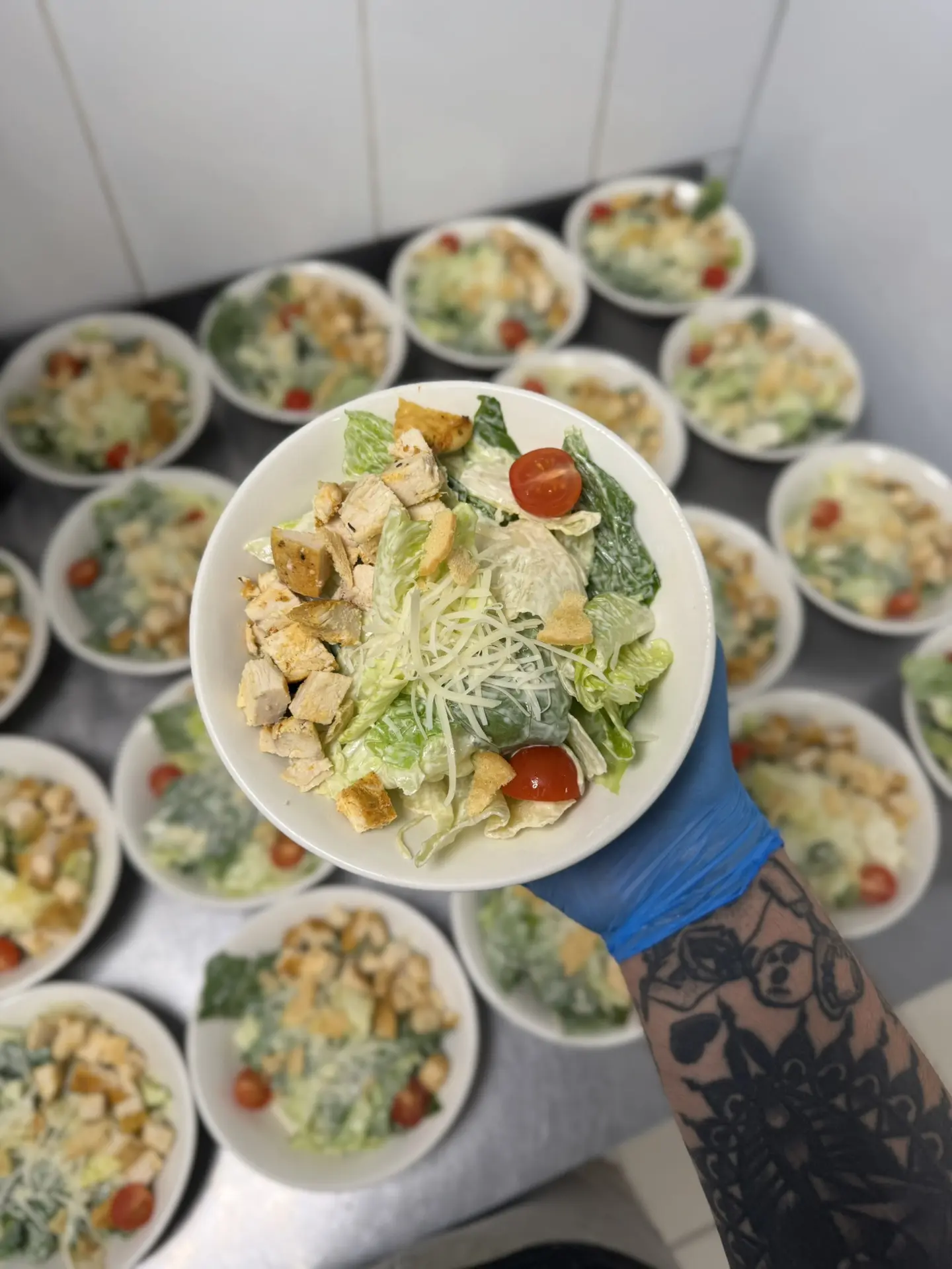 3 простых и вкусных салата на каждый день
Сохраняйте подборку - эти салаты готовятся быстро, получаю
