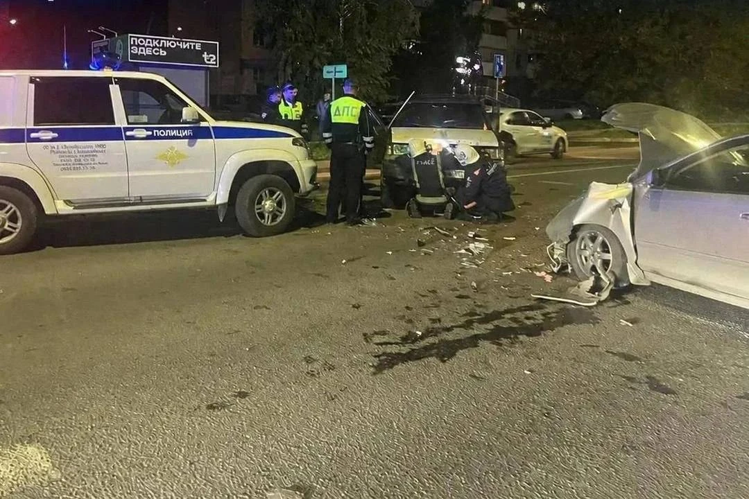 🚨 В Новосибирске в аварии пострадала беременная женщина