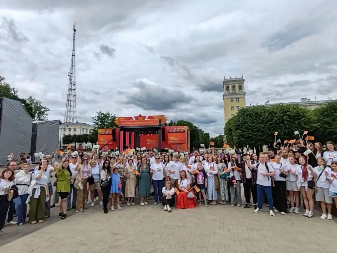Наши педагоги на Дне молодёжи в Смоленске!
27 июня педагоги Кощинской детской школы искусств стали у