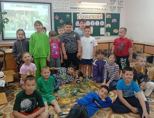 Сегодняшний день в лагере "Улыбка" при МБОУ Кагальницкой СОШ1 был полностью посвящён эк...