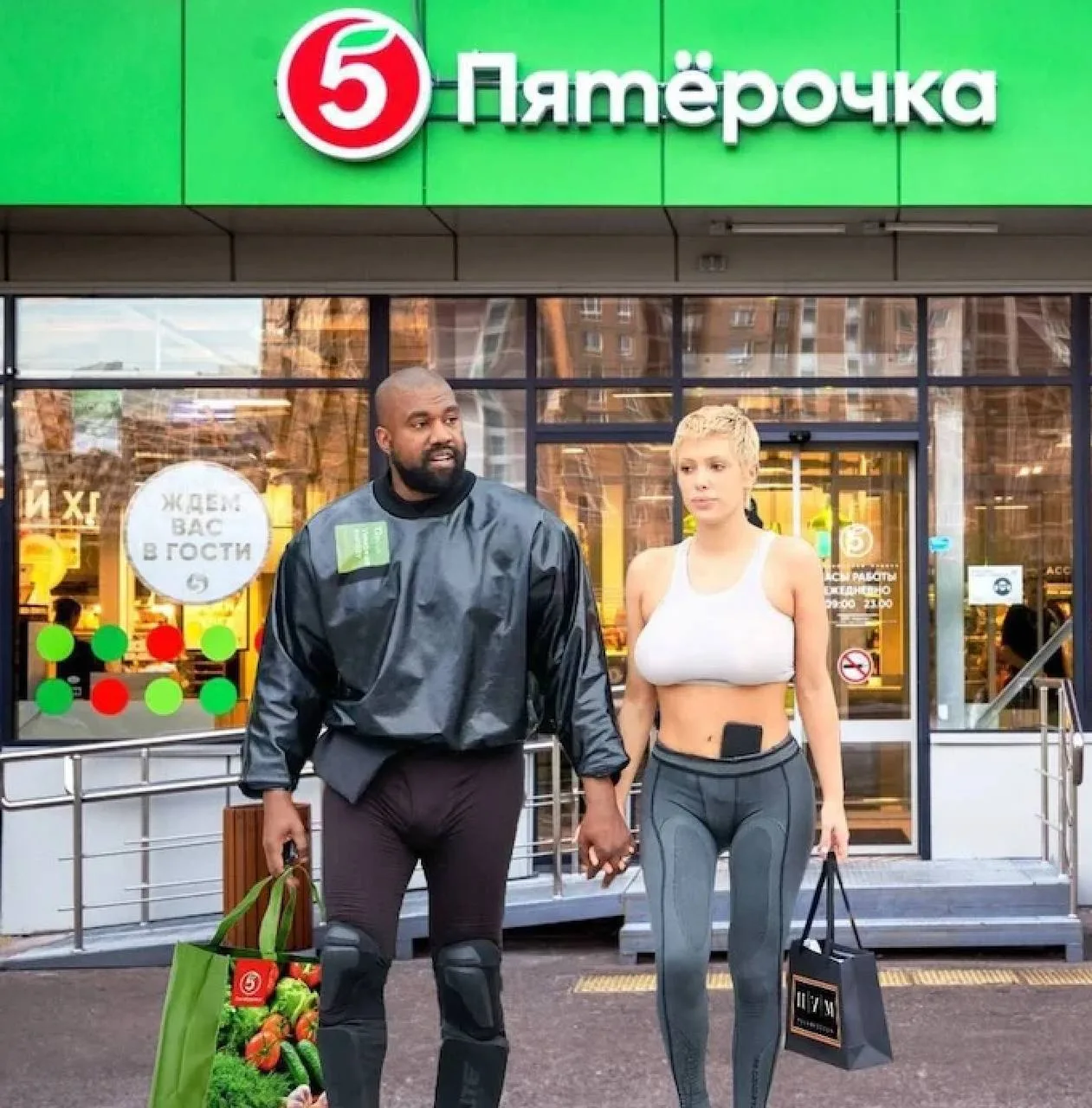 🥰 Канье Уэст должен разогнать экономику Санкт-Петербурга