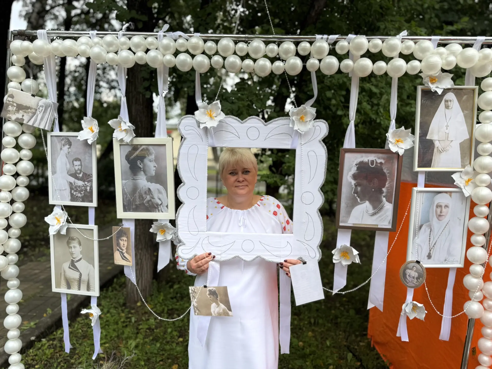 «Царские дни» в Алапаевске 
Сотрудники Дома культуры «Горняк» приняли участие в благотворительной ак
