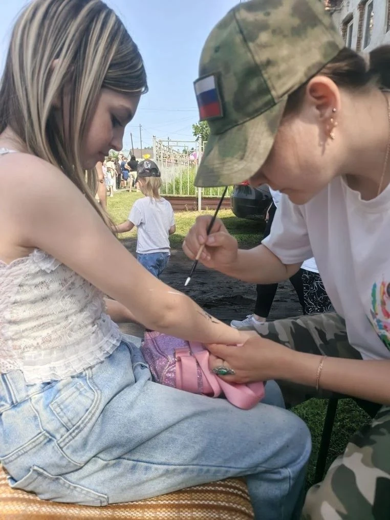 🎈 В День защиты детей — с музыкой, красками и добрыми сердцами!

Накануне праздника наши преподават