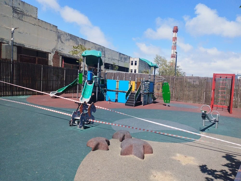 ООО «Жемчужина Мысхако»:  17.05.2026г. Работы по покраске детских элементов