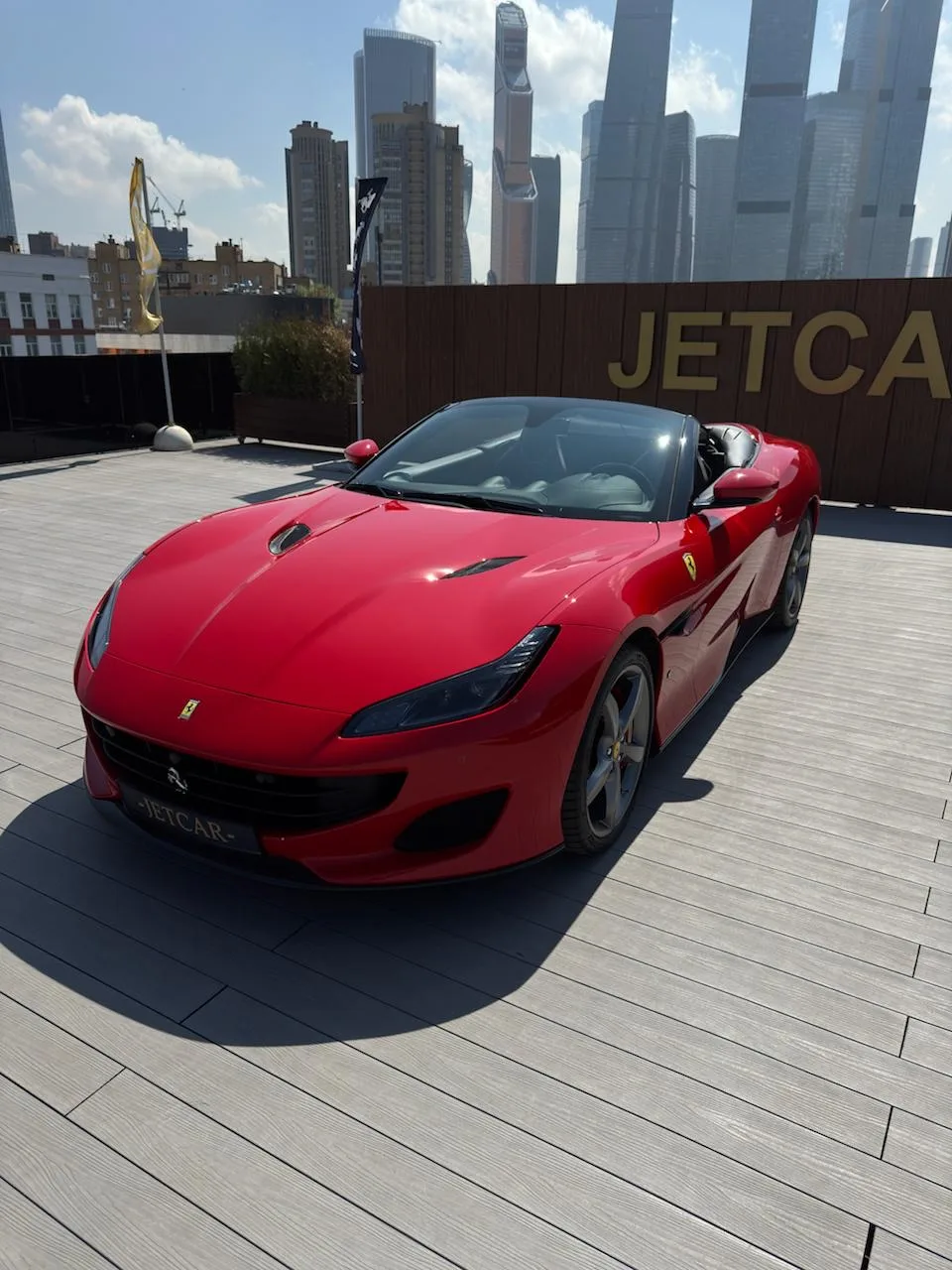 Ferrari Portofino — воплощение итальянского стиля и передовых технологий.