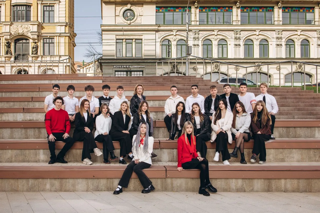 🔔ХРОНИКА ВЫПУСКА 2026🔔 ‼️Самый позитивный 11 4 класс‼️  🗣️Читай историю класса по ссылке: https://vk