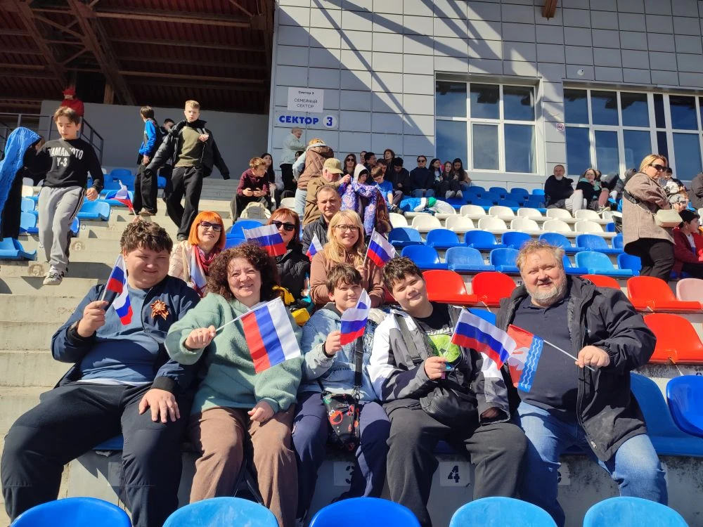 Сегодня Долгопрудный — настоящая столица женского регби! 🏆🏉  На стадионе АУ «ФСК-Салют» развернулась