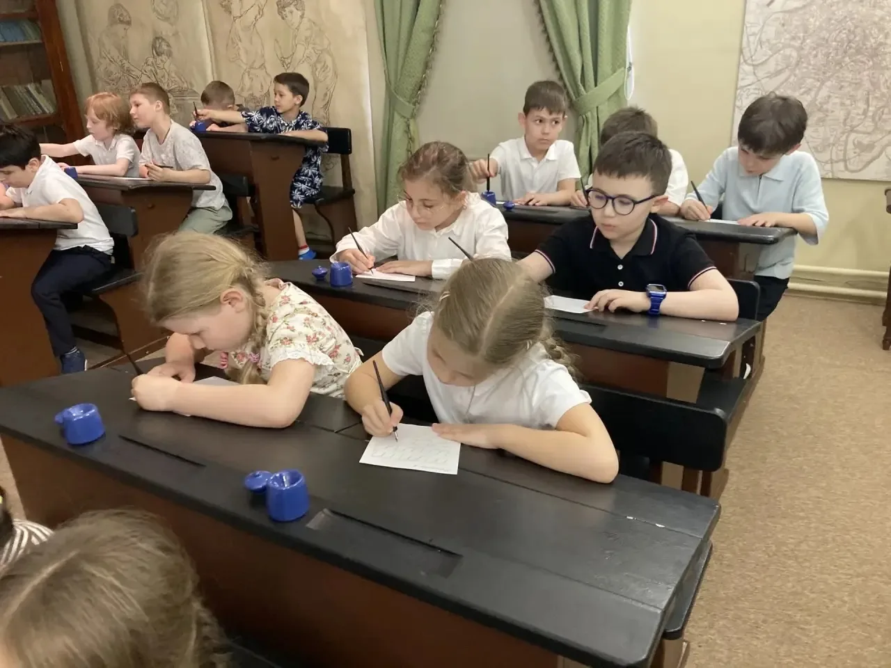🦉Экскурсия первоклассников в Музей московского образования  📍Новаторов, 20к3  🗓️7 мая ученики 1 «Г» 