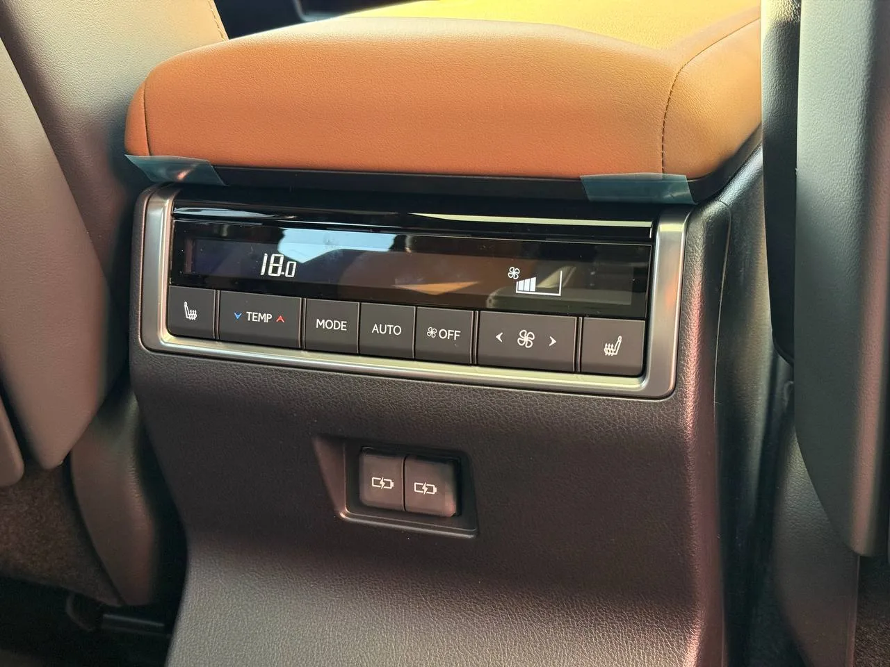 Lexus GX550 Luxury+ 2026  Автомобиль в наличии. Новый. Европейская спецификация. Без пробега.  Безуп
