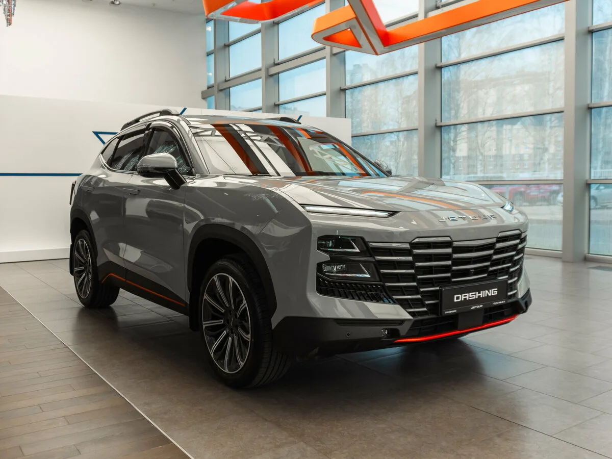 Jetour JETOUR Dashing с выгодой до 800 000 ₽ до 31.05  Всенние выгоды на JETOUR Dashing до 800 000 ₽