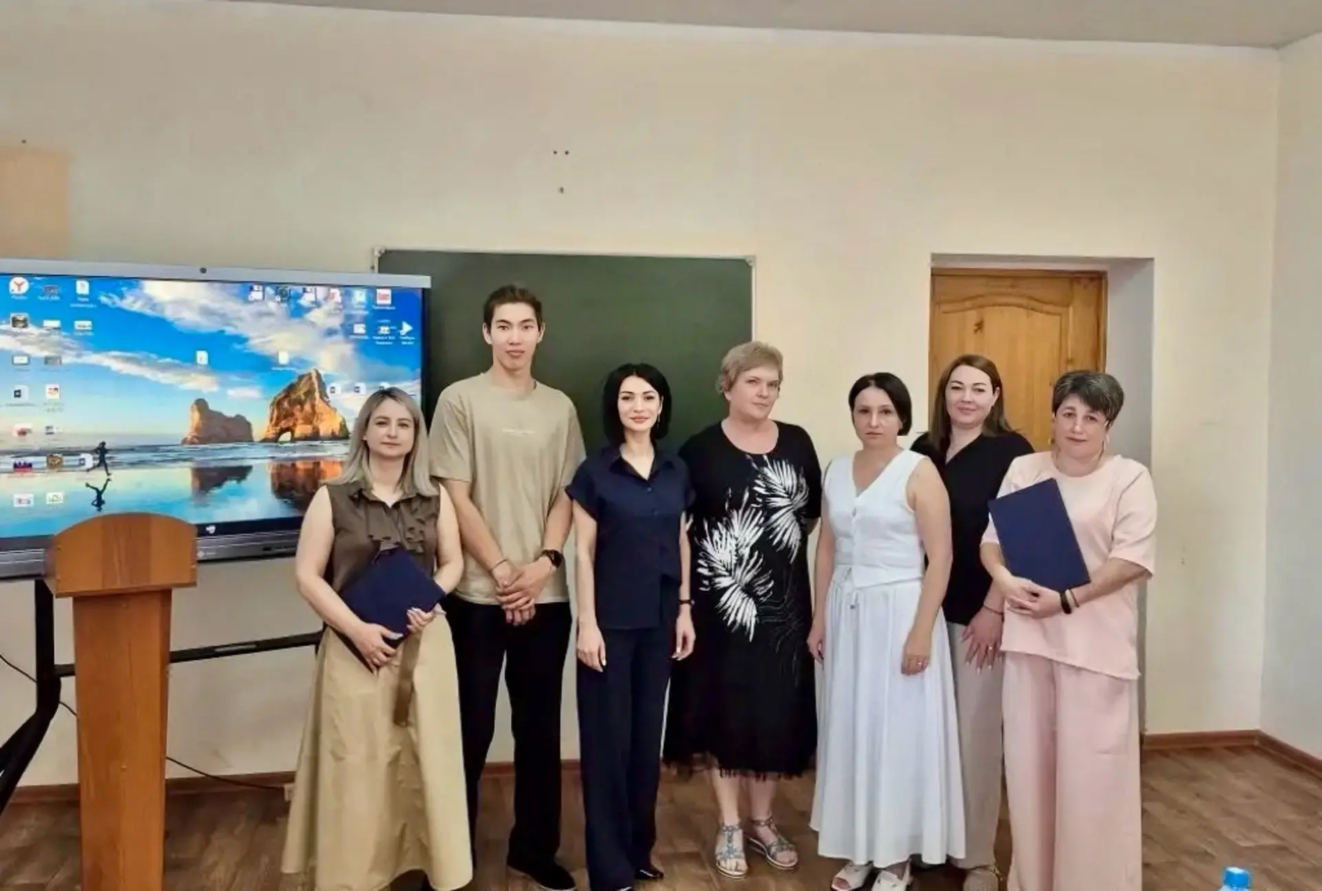 🙌🏻 3 июня в Многопрофильном колледже начались государственные экзамены! 

👏🏻🤗 Первые дни демонс