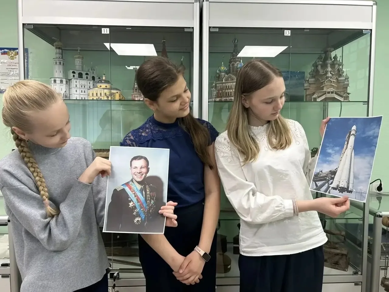 🚀 Путешествие к звёздам Накануне Дня космонавтики активисты школьного музея 8 «Б» класса казачьей на