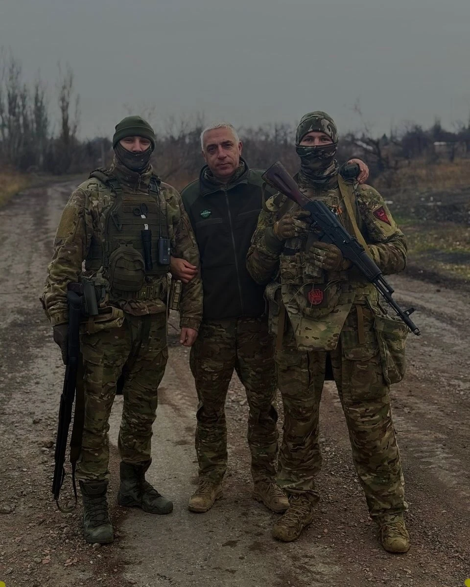 Гость к ребятам приехал — значит, не забывают наших 🙏