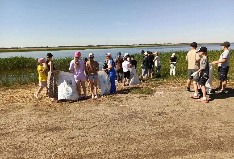 В Омской области отметили День Иртыша, и наши школьные лесничества провели в честь этого мероприятия