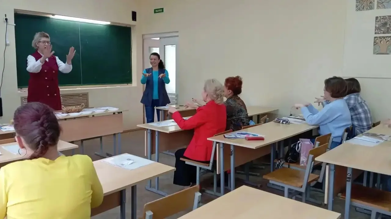 Сегодня наш педагог-психолог Лариса Николаевна приняла участие в пленарном заседании XI...