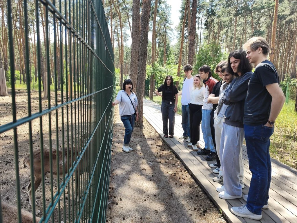 В рамках «Недели экологии в Воронежской акции» при поддержке Минприроды региона, на лесной территори