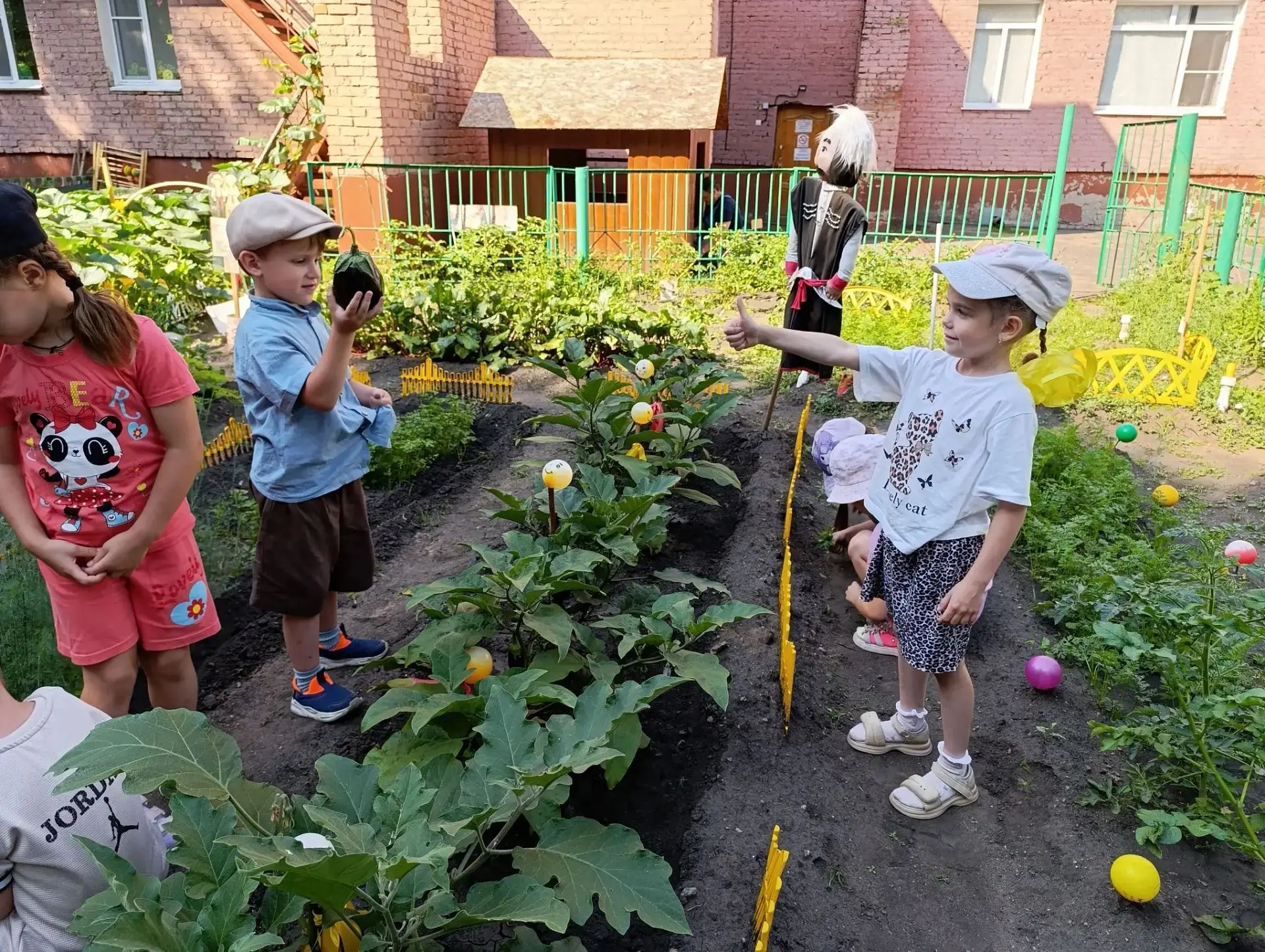 👨‍🍳🍽👩‍🍳А вот и новый выпуск кулинарного блога нашего детского сада!

🍆Сегодня он 🍆необычный🍆