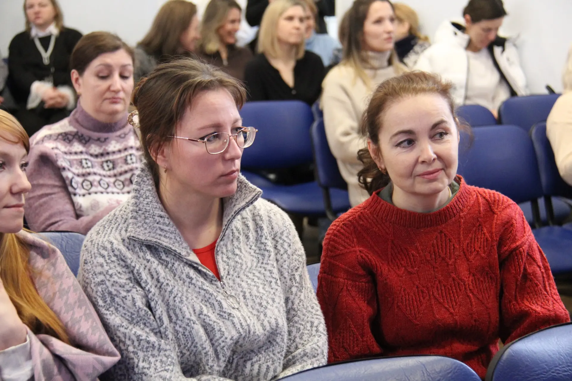 Семья и школа: вместе созидаем будущее! 🇷🇺✨    Сегодня наша школа стала центром притяжения для самых