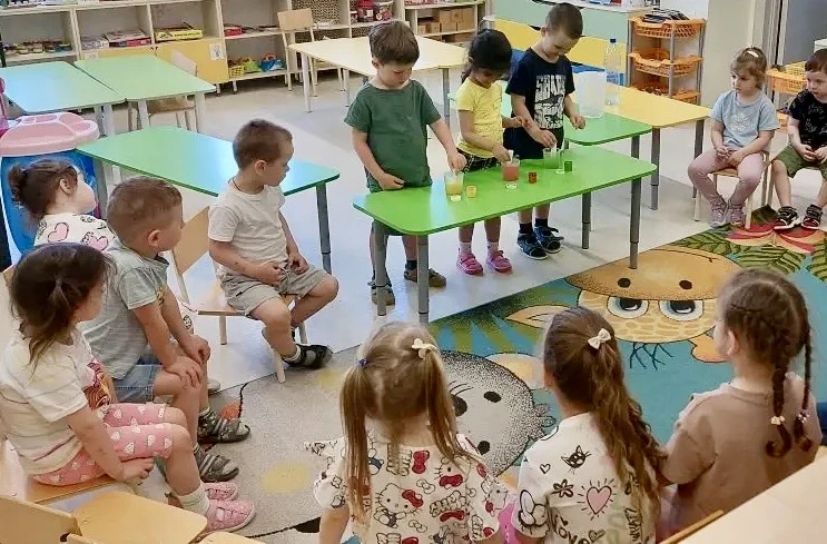 💧 Сегодня у наших самых маленьких дошколят из группы «Зайчата 2» прошёл необычный день!