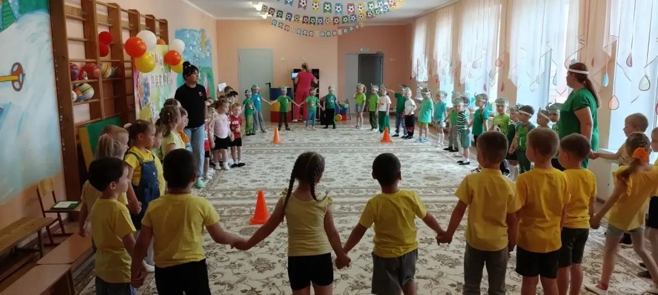 День физкультурника — отличный повод зарядиться энергией!
МБДОУ «Кемлянский детский сад „Радуга“» пр