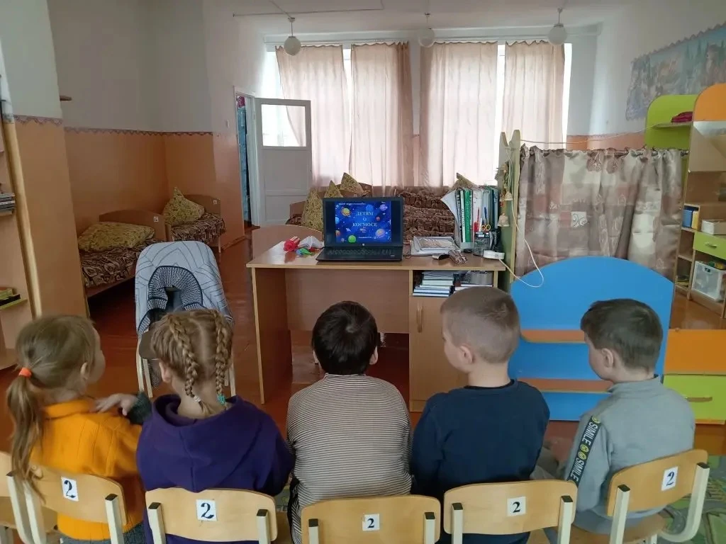 🚀 Почему ракета не падает? Секрет, который узнали наши дети!