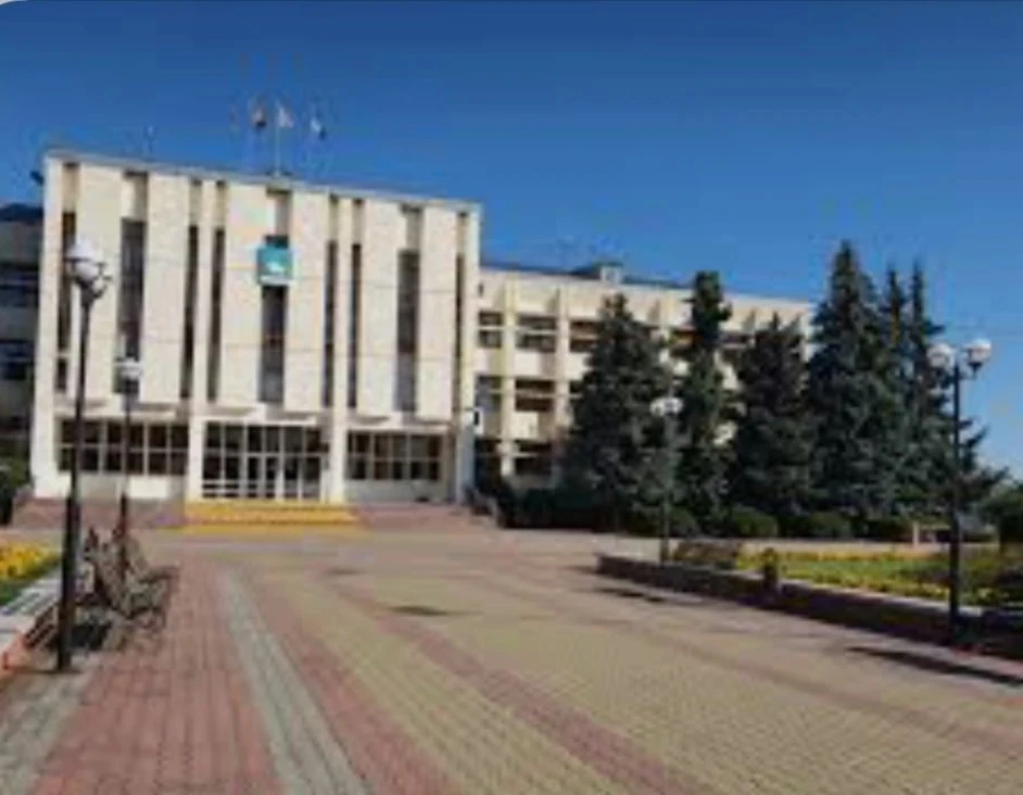 📊 Бюджет Мостовского района подрос: доходная и расходная части увеличились на 2 млн 26...