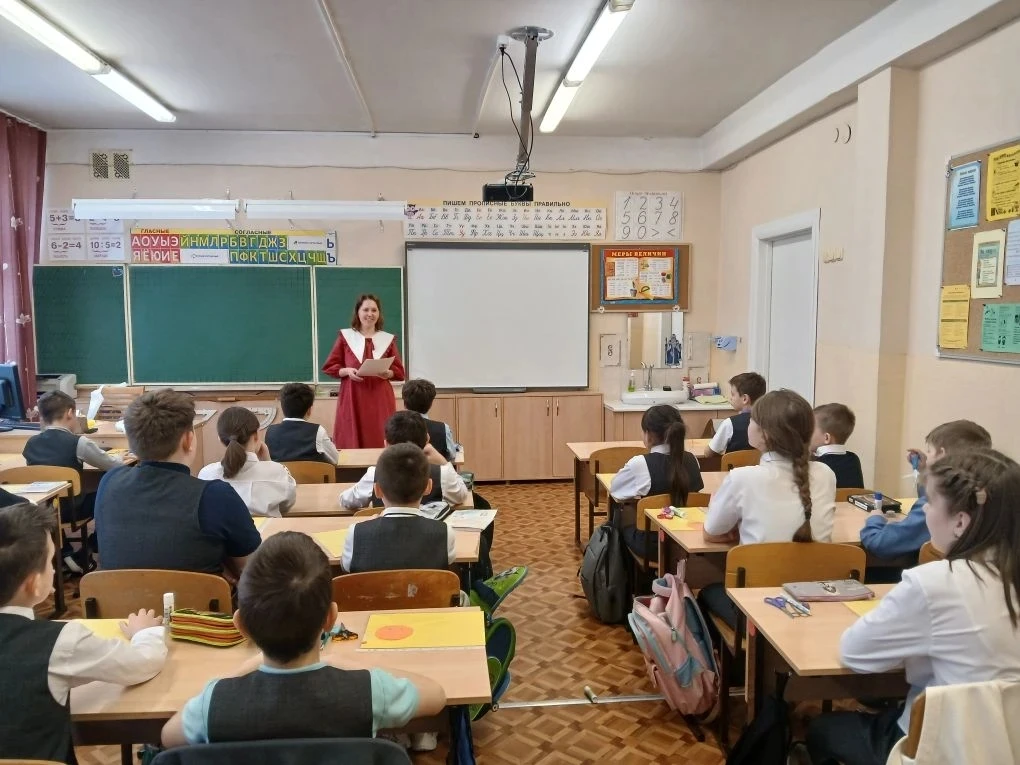 🌷 Поздравления от родителей в День школьного содружества. "Желаю школе становиться только лучше, нов
