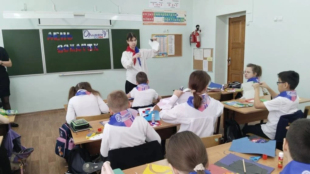 🎉 Как отметили День вожатого в нашей школе? Весело и креативно! 😁 28 февраля - праздник тех, кто уме