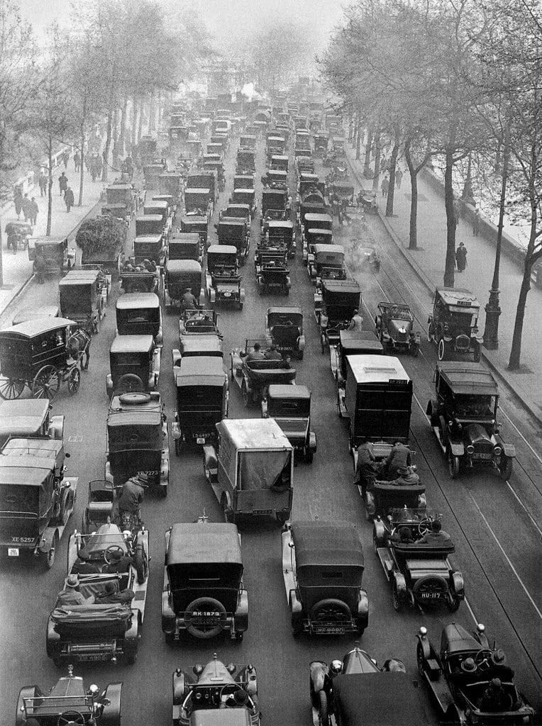 Трафик в Лондоне в 1926 году