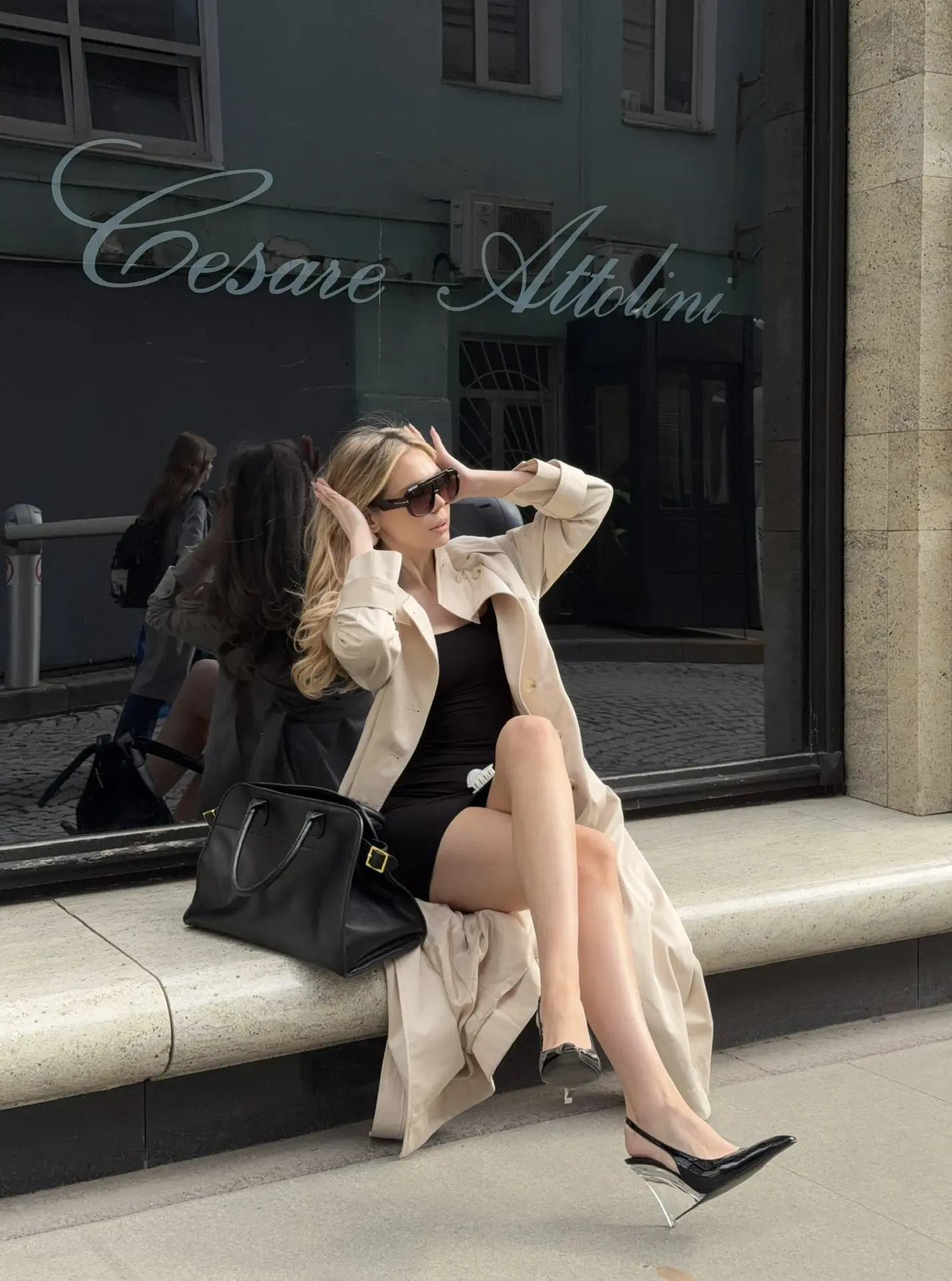 день классной укладки и frugal chic vibes

ootd
платье — irnby
тренч — lichi
мюли — londri