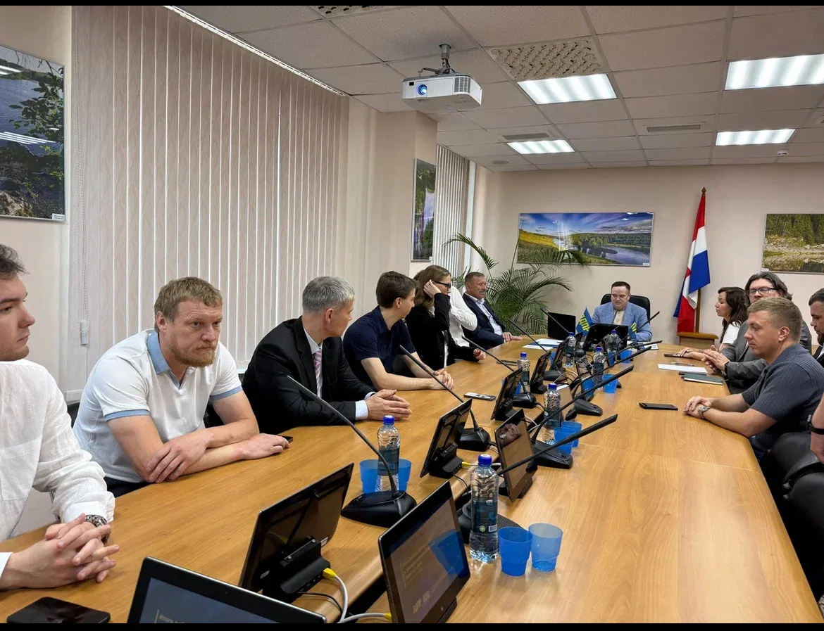 📌 От обращений жителей — к конкретным решениям

Фракция ЛДПР в Законодательном Собрании Пермского к
