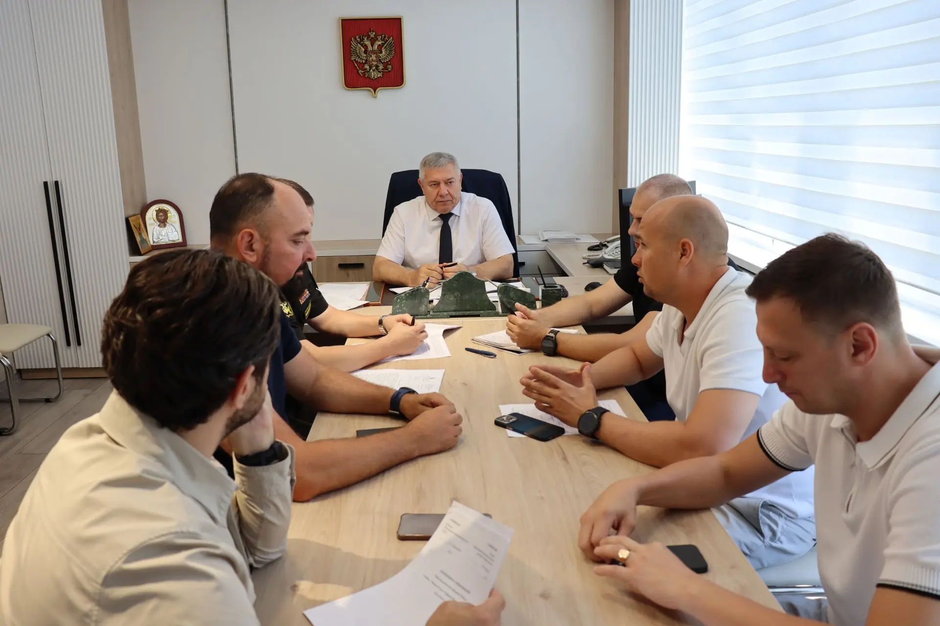Провел рабочую встречу с депутатом Законодательного Собрания Краснодарского края, члено...