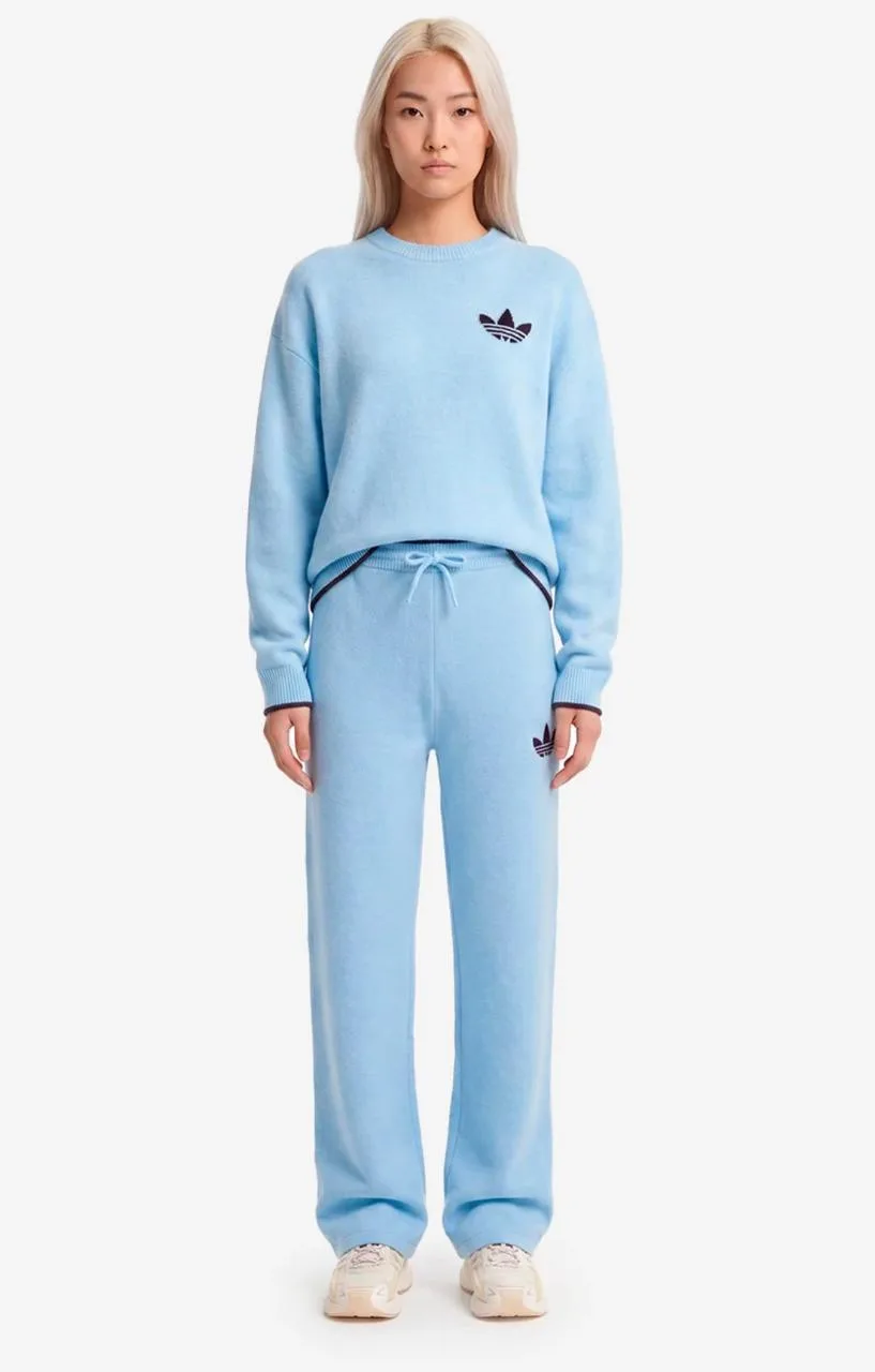 Женские вязаные костюмы Adidas