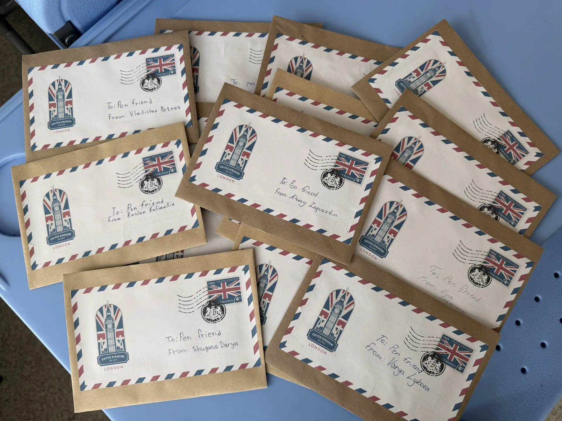 Учащиеся 7"А" и 8"Г" классов стали участниками проекта "Penpals"! 📬✍️🌍  Учитель английского языка То