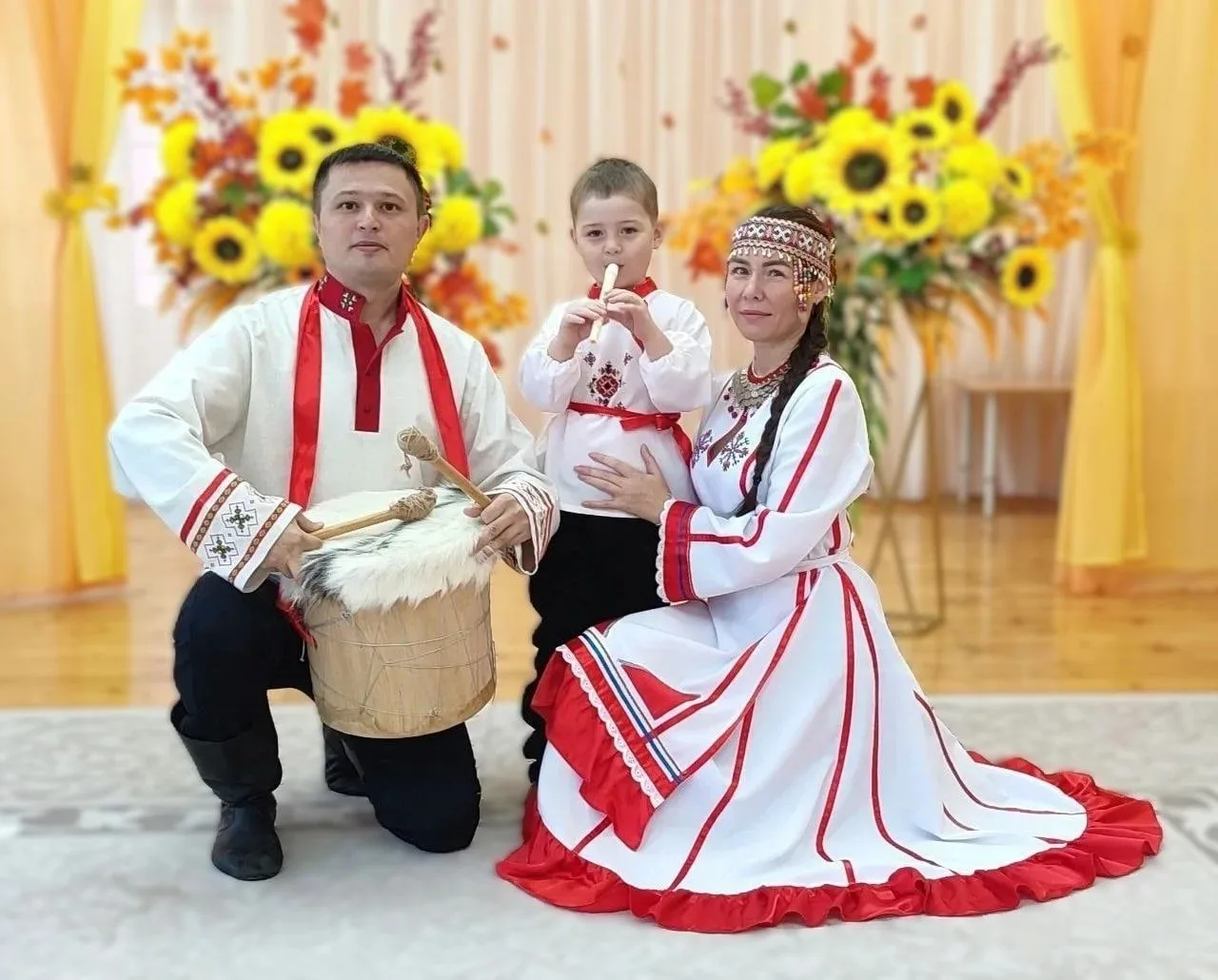 💢Фоточеллендж «Моя семья в национальном костюме»

🛑В честь Дня Республики 2026 в дошкольных учрежд