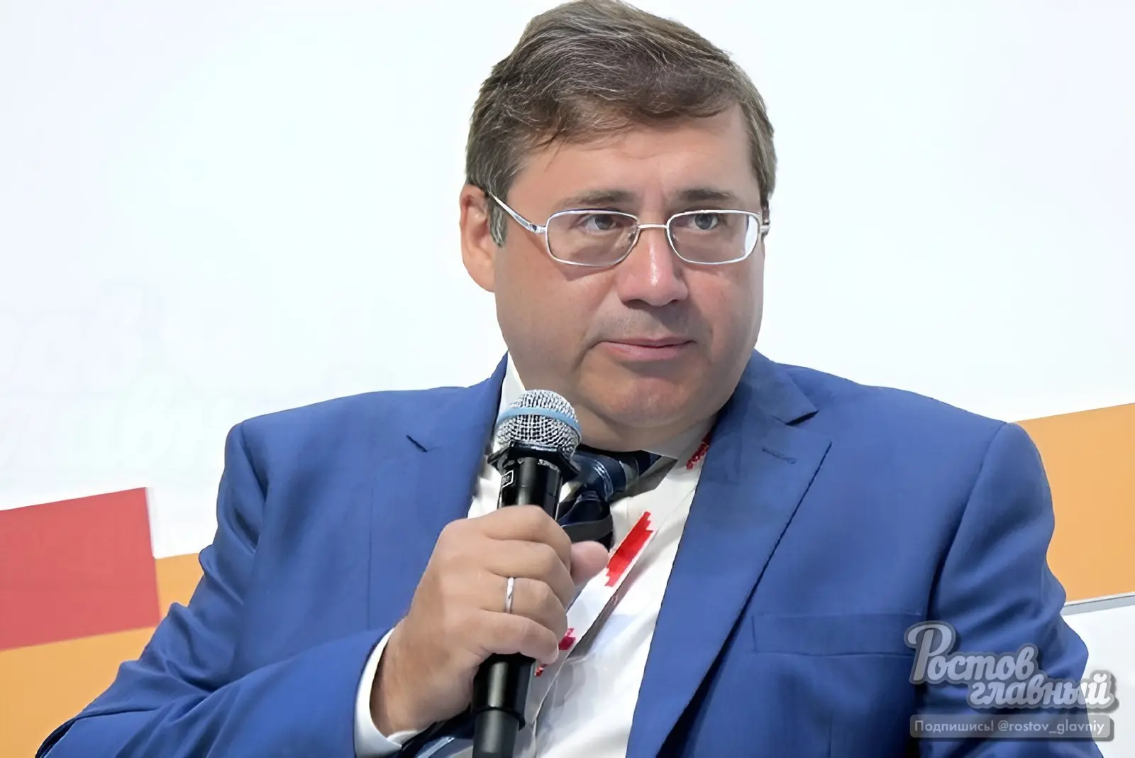 🤡 "Мы движемся очень быстро, хорошим темпом, но, к сожалению, в другую сторону!"

Так на ПМЭФ заяви