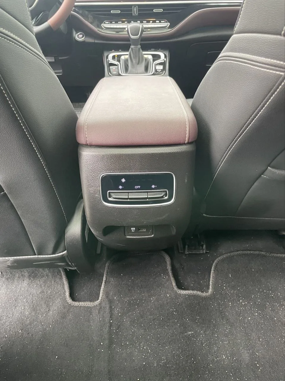 ✅ В продаже в Китае   GAC MOTOR M6  2021 год 32 000 км 1.5 бензин - 159 ЛС Передний привод  ✅ Максим