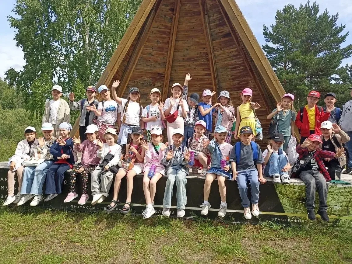 🏹 День 5: В гостях у древних цивилизаций и на поэтической дуэли!
Пятый день в лагере выдался по-нас