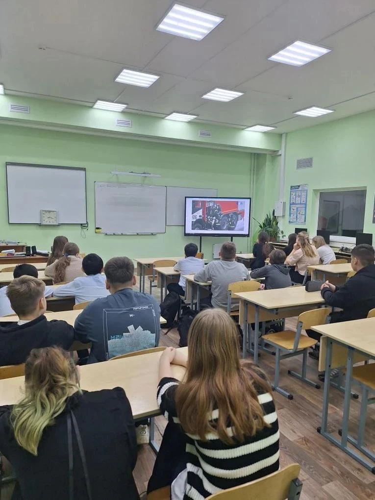 4 декабря в нашей школе состоялось занятие профориентационного курса «Россия — мои горизонты». Тема 