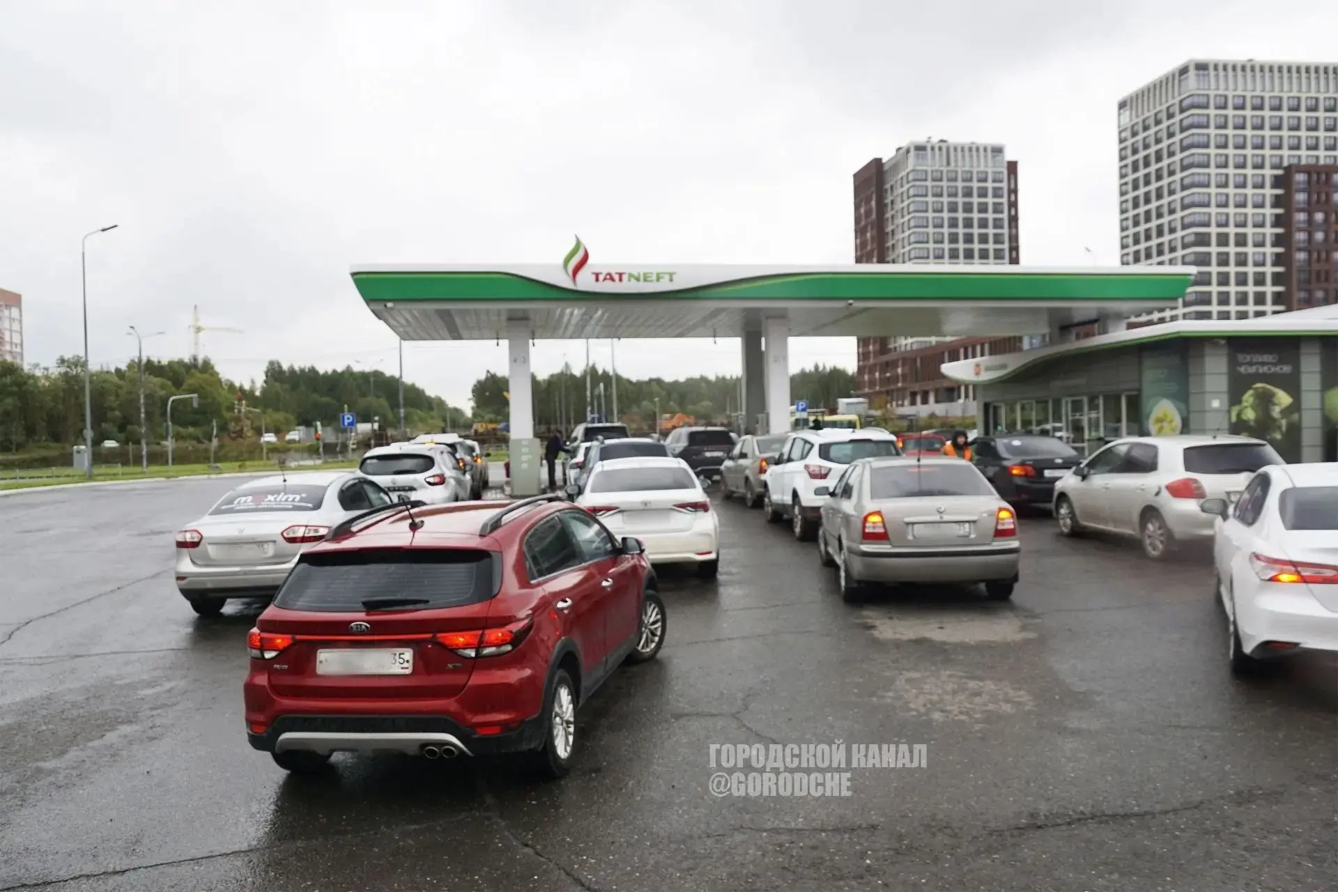 Странная ситуация на АЗС Татнефть - Монтклер.