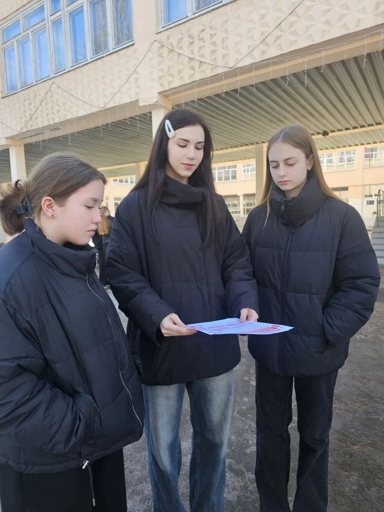 🤗Акция #ДарюТепло  📅Сегодня в нашей школе представитель детского общественного совета при уполномоче