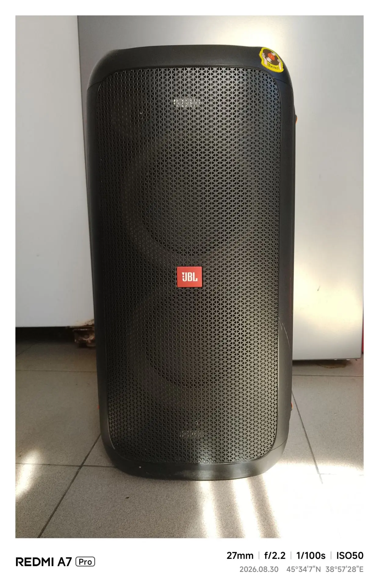 Jbl partybox 100  оригинал цена 24000 телефон 89615370025