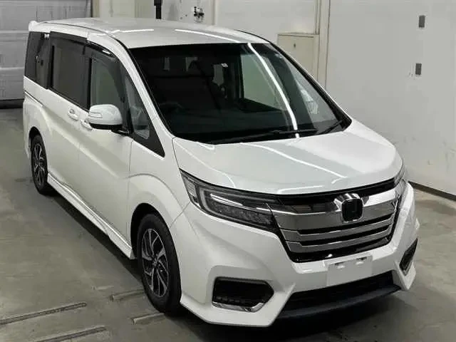 Автомобиль с аукционов Японии