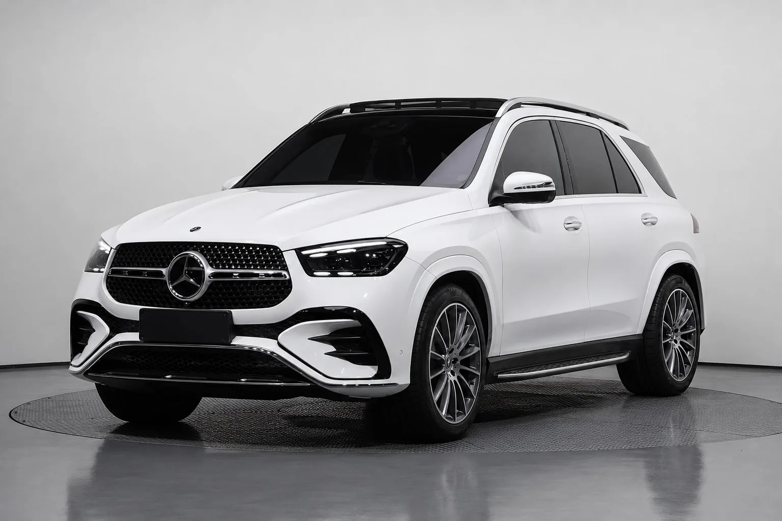 📌 Авто: Mercedes-Benz GLE450
◉ Год: 2024
◉ Пробег: 11.900км
◉ Двигатель: бензин 3.0 л. 381 л.с.
◉ П