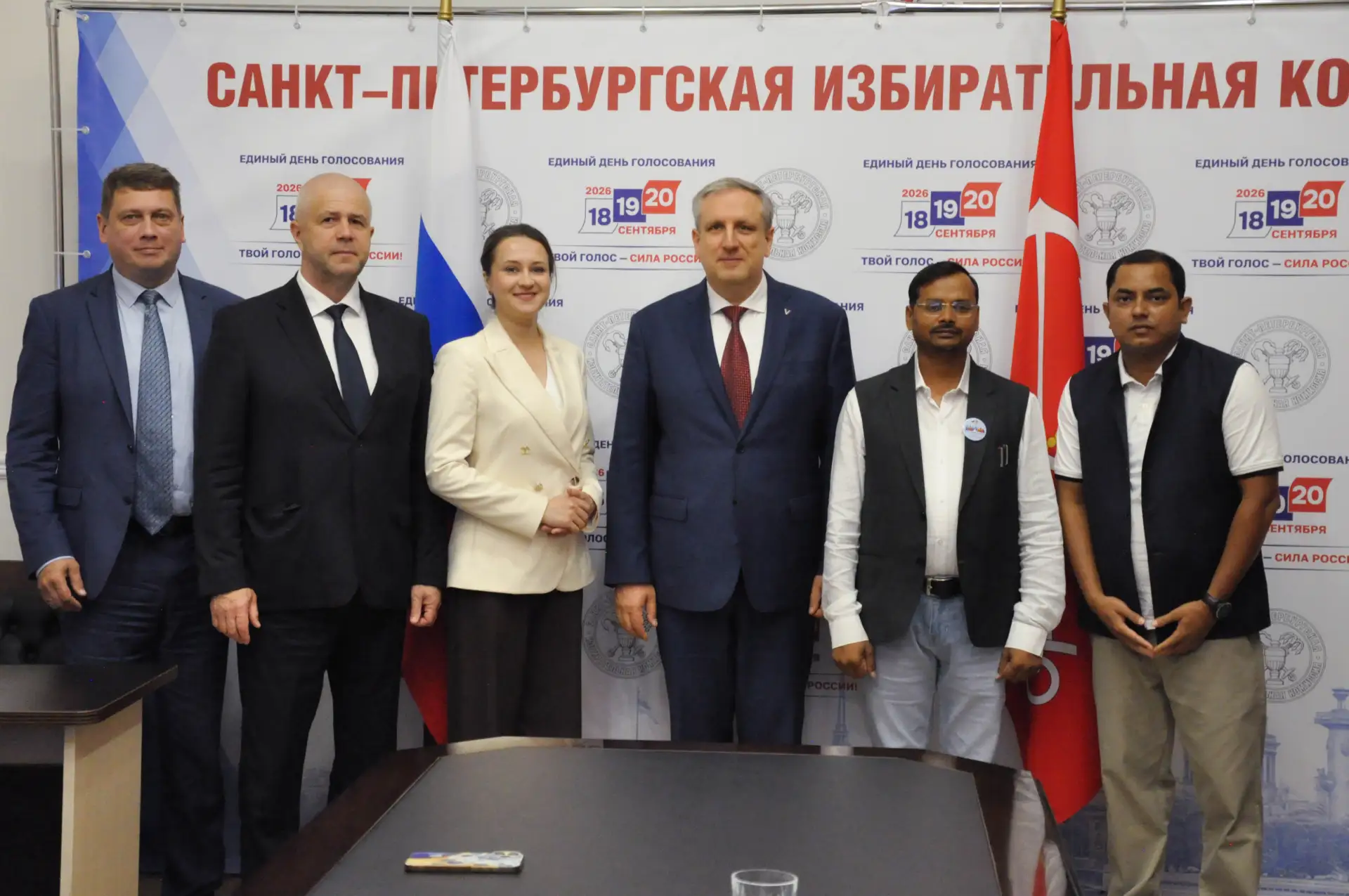 🇳🇵Санкт-Петербургская избирательная комиссия встретилась с делегацией из Непала

В рамках встречи 
