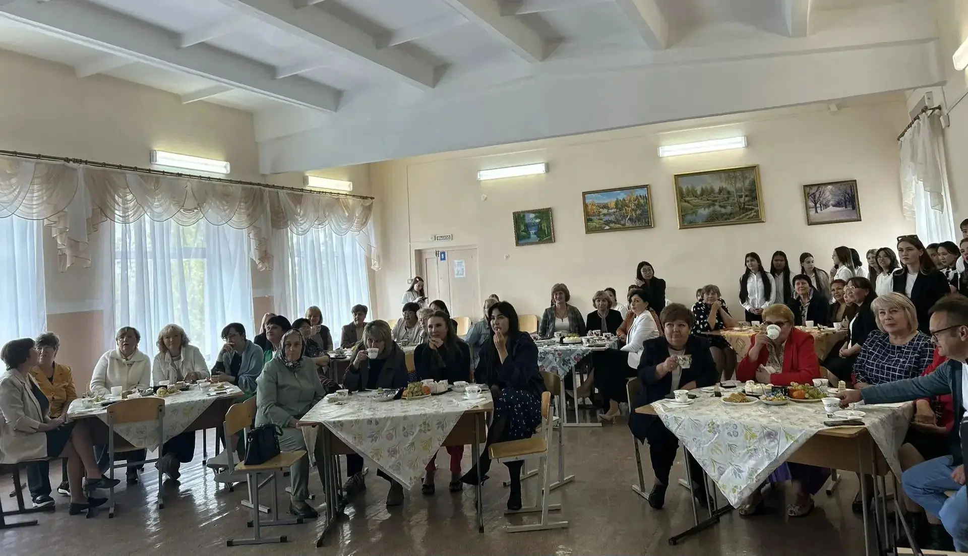 🎉 ДУШЕВНЫЙ КОНЦЕРТ КО ДНЮ УЧИТЕЛЯ: ПРАЗДНИК БЛАГОДАРНОСТИ И ТАЛАНТА 🎉